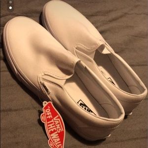 Men’s size 10 white slip-on Vans